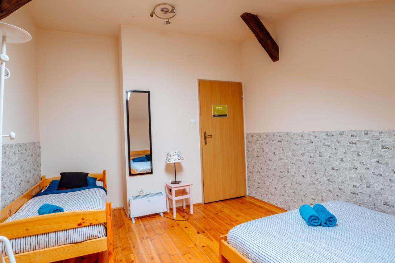T&T Hostel & Apartmentsクラクフ エクステリア 写真
