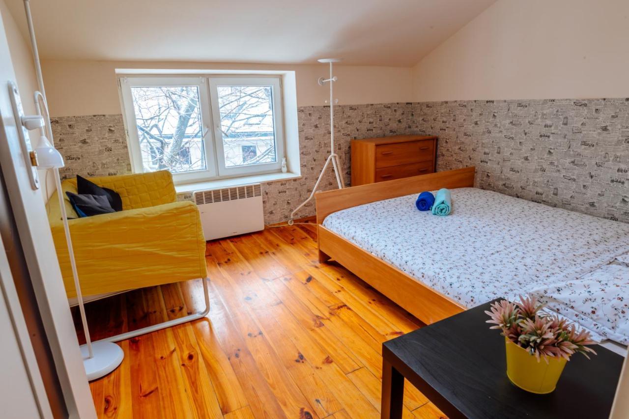 T&T Hostel & Apartmentsクラクフ エクステリア 写真