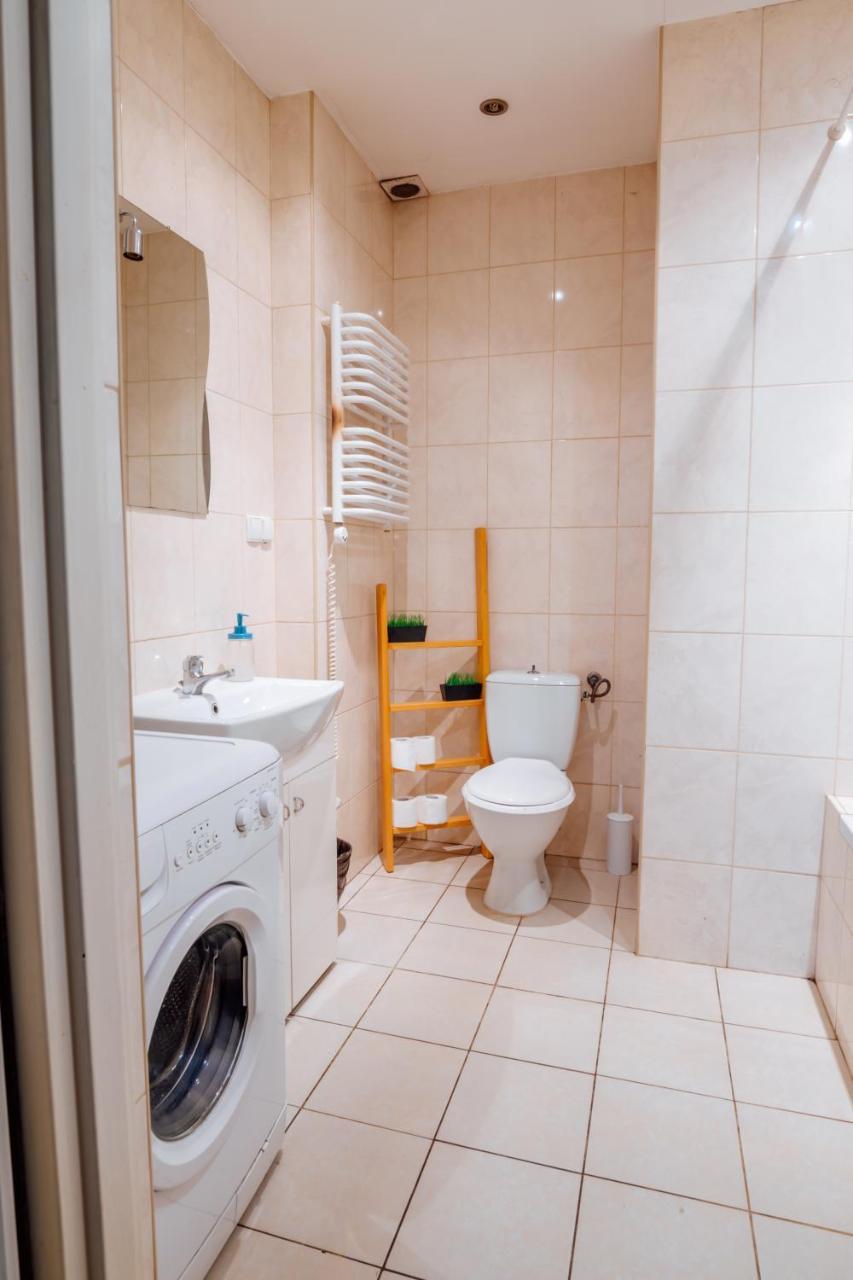T&T Hostel & Apartmentsクラクフ エクステリア 写真