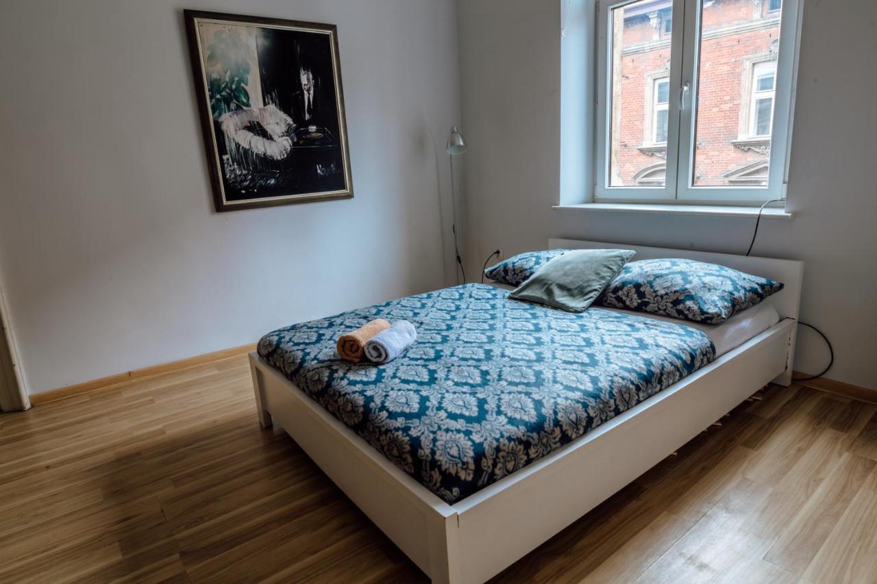 T&T Hostel & Apartmentsクラクフ エクステリア 写真