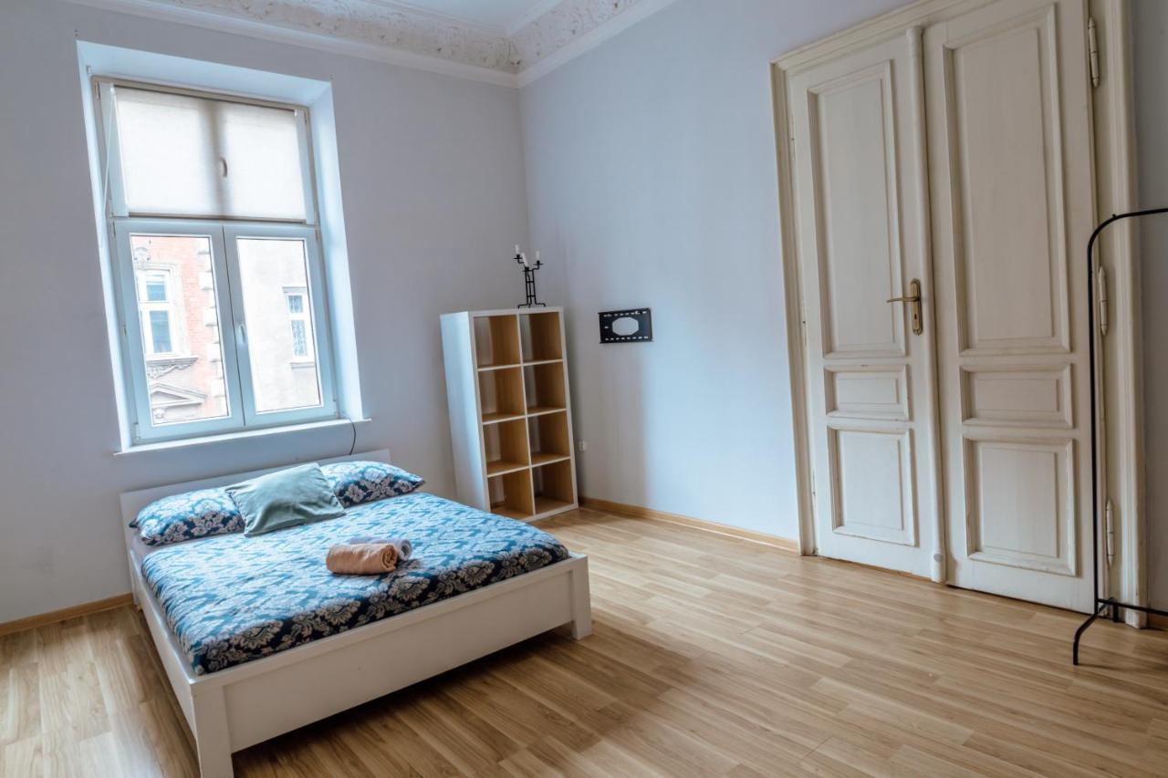 T&T Hostel & Apartmentsクラクフ エクステリア 写真